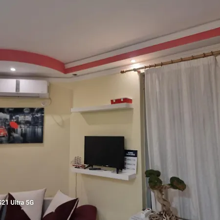 Luxury Two Bedrooms And Two Balcony Beachfront Vlorë