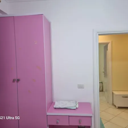 Luxury Two Bedrooms And Two Balcony Beachfront * فلورا