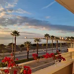 Appartamento Luxury Two Bedrooms And Two Balcony Beachfront