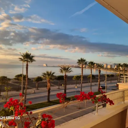 Lejlighed Luxury Two Bedrooms And Two Balcony Beachfront
