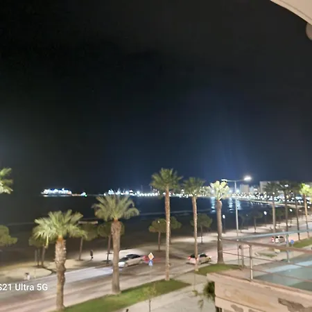 Apartament Luxury Two Bedrooms And Two Balcony Beachfront *