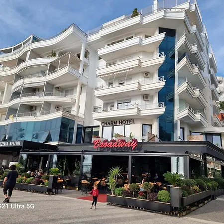 Luxury Two Bedrooms And Two Balcony Beachfront *