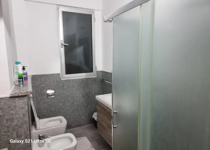 Luxury Two Bedrooms And Two Balcony Beachfront Wlora