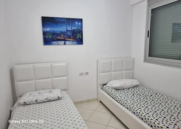 Apartament Luxury Two Bedrooms And Two Balcony Beachfront